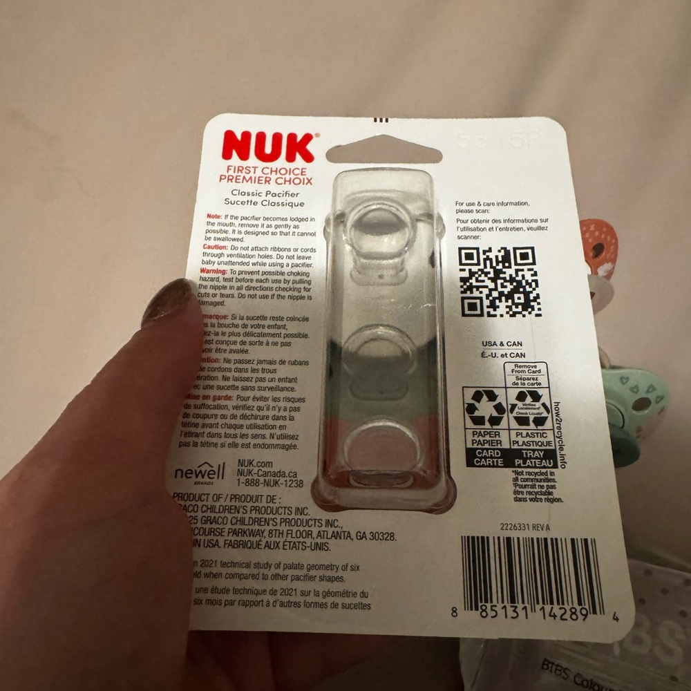 Pacifiers - Picture 2 of 5